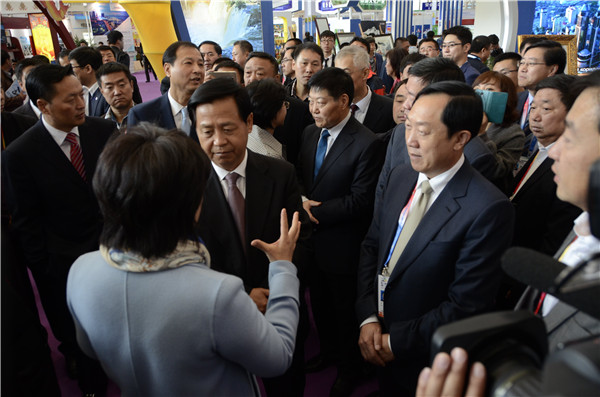 中俄博览会“光明家具”受青睐 中俄博览会“光明家具”受青睐