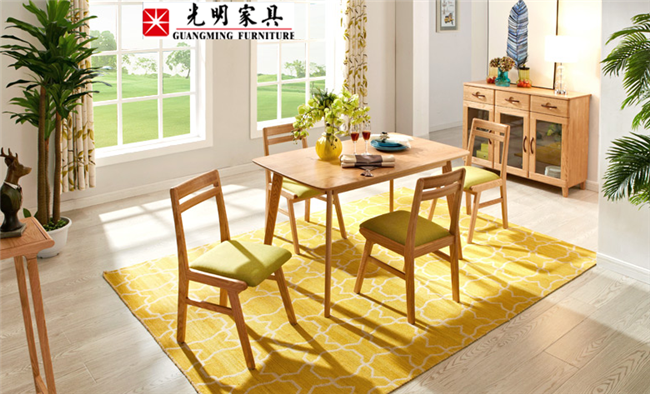 餐厅必备家具，实木餐桌椅选购的重点